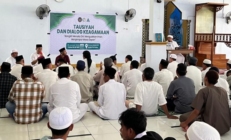 Pembawa tausiah Alhabib Zaki Bin Abdurrahman Alaydrus saat menghadiri kegiatan yang digagas GP Ansor Kota Ternate dan Lapas Kelas IIB. || dok : Sukarsi/Kasedata