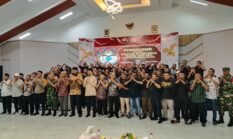 Bupati Halsel Hadiri Pelantikan Gemstone, Dorong Popularitas Batu Bacan