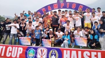 Resmi Ditutup, PS Kampung Makeang Juara Turnamen Bupati Cup
