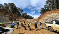 Salah satu tambang beroperasi di Kabupaten Halmahera Timur yang merupakan anak perusahaan Harum Energy [dok : kasedata]