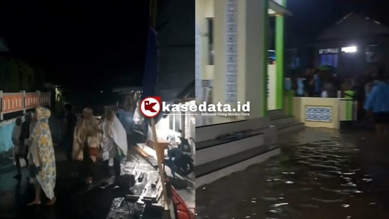 Banjir melanda Kelurahan Tafraka, Pulau Hiri, saat warga menggelar salat tarawih perdana [Foto : tangkapan layar video ]