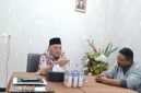 Pertemuan ketua KONI Malut di, Kelurahan Takoma, Kota Ternate. Pertemuan ini turut dihadiri sekretaris dan bendahara KONI serta perwakilan pengurus TI dari lima Kabupaten/Kota