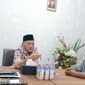 Pertemuan ketua KONI Malut di, Kelurahan Takoma, Kota Ternate. Pertemuan ini turut dihadiri sekretaris dan bendahara KONI serta perwakilan pengurus TI dari lima Kabupaten/Kota