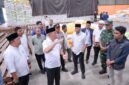 Wali Kota Ternate bersama TPID saat melakukan sidak di salah satu distributor pangan [dok : kasedata]