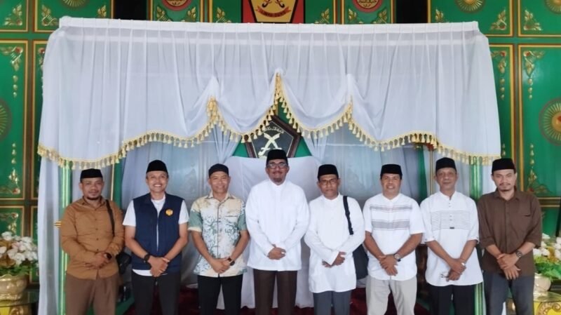 Silaturahmi pengurus IBM Maluku Utara kepada Sultan Tidore