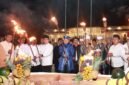 Pemerintah Kota Ternate bersama Kesultanan Ternate saat menggelar prosesi adat Festival Ela-Ela menyambut malam Lailatul Qadar [Foto : istimewa]