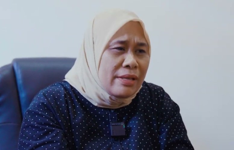 Direktur LSM Daulat Perempuan Maluku Utara (Daurmala) Maluku Utara, Nurdewa Syafar. || dok : Ilham/Kasedata