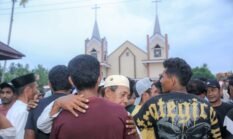 Berdamai di Bumi Fagoguru, Tangis Haru Pecah Warga Banemo-Sibenpopo