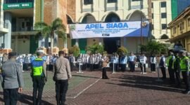 Wakil Gubernur Maluku Utara, H. Sarbin Sehe memimpin apel siaga Panitia Penyelenggara Ibadah Haji Daerah (PPIHD) Provinsi Maluku Utara. || dok : Ilham/Kasedata