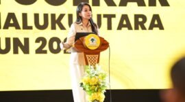 Gubernur Maluku Utara, Sherly Tjoanda memberikan sambutan pada Musyawarah Daerah (Musda) ke-VI Partai Golkar Maluku Utara yang dihadiri Ketua Umum DPP Partai Golkar sekaligus Menteri Energi dan Sumber Daya Mineral (ESDM), Bahlil Lahadalia. || dok : Adpim Malut