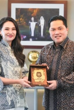 Temui Menpora, Gubernur Sherly Komitmen Dorong Kemajuan Olahraga di Maluku Utara