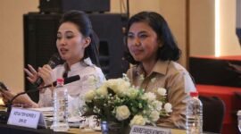 Dihadapan Komisi V DPR RI, Gubernur Maluku Utara Sherly Tjoanda Laos menyampaikan secara lugas tantangan geografis yang dihadapi daerahnya. Dengan ratusan pulau, Maluku Utara masih membutuhkan dukungan infrastruktur yang lebih merata dan berkeadilan. || dok : Ilham/Kasedata