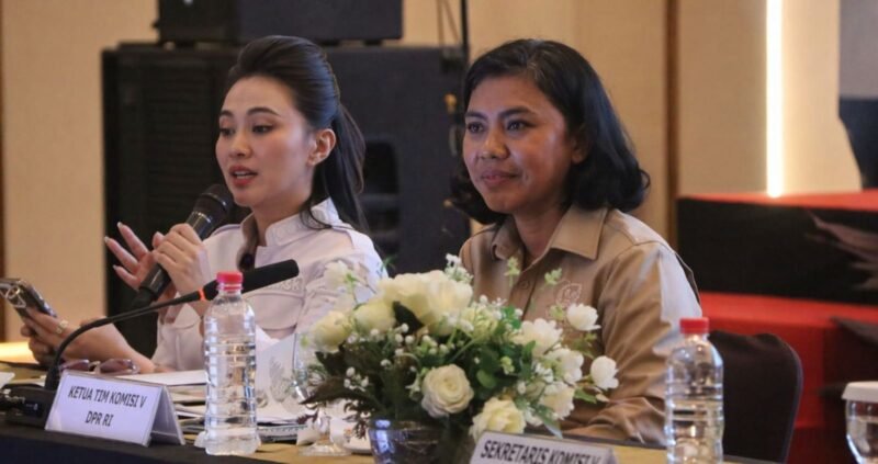 Dihadapan Komisi V DPR RI, Gubernur Maluku Utara Sherly Tjoanda Laos menyampaikan secara lugas tantangan geografis yang dihadapi daerahnya. Dengan ratusan pulau, Maluku Utara masih membutuhkan dukungan infrastruktur yang lebih merata dan berkeadilan. || dok : Ilham/Kasedata