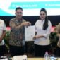 Gubernur Sherly setelah tatap muka dengan tim kunjungan kerja spesifik Komisi V DPR RI. Sherly dalam kesempatan itu memaparkan pertumbuhan ekonomi tertinggi nasional pada 2025 sebesar 34 persen (YoY), namun capaian itu belum menyentuh mayoritas masyarakat. || dok : Humas/Adpim Malut
