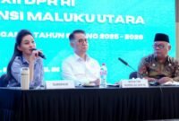 Gubernur Maluku Utara, Sherly Tjoanda dan Sekretaris Daerah Provinsi (Sekprov) Samsuddin A. Kadir saat menghadiri rapat strategis bersama Komisi XII DPR RI, BPH Migas, dan PT Pertamina Patra Niaga di Halmahera Ballroom, Bela Hotel Ternate. || dok : Humas/Adpim Malut