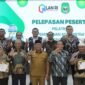 Sekretaris Daerah (Sekda) Maluku Utara, Samsuddin A. Kadir melepas peserta Pelatihan Kepemimpinan Administrator (PKA) lingkup Pemerintah Provinsi Maluku Utara. || dok : Ilham/Kasedata