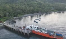 Pasok Bantuan Wapres, Gubernur Malut Komitmen Tangani Korban Gempa