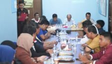 Sosialisasi pendampingan hukum tentang Laporan Pertanggungjawaban yang berlangsung di Kantor KONI Kota Ternate [dok : kasedata]