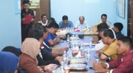 Sosialisasi pendampingan hukum tentang Laporan Pertanggungjawaban yang berlangsung di Kantor KONI Kota Ternate [dok : kasedata]