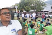 Ketua Umum KONI Kota Ternate, Faujan A. Pinang, saat memantau langsung latihan atlet tim sepakbola yang dipersiapkan PORPROV ke-V di lapangan Ya-Anhar Gambesi [dok : kasedata]