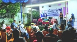 Wakil Ketua DPRD Provinsi Maluku Utara, Husni Bopeng, menyerap aspirasi warga saat menggelar reses masa persidangan kedua tahun sidang 2025/2026 di Kelurahan Sulamadaha, Kecamatan Ternate Barat, Kota Ternate. || dok : Ilham/Kasedata