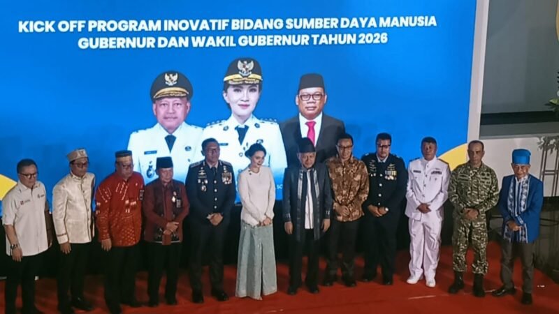 Gubernur Maluku Utara, Sherly Tjoanda, meluncurkan sejumlah program strategis di sektor pendidikan dalam peringatan Hari Pendidikan Nasional (Hardiknas) 2026 yang digelar di Kantor Dinas Pendidikan dan Kebudayaan (Dikbud) Maluku Utara. || dok : Kasedata