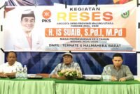 Anggota DPRD Maluku Utara dari Fraksi PKS, H. Is Suaib, saat menggelar reses masa persidangan kedua tahun sidang 2025-2026 di SMA Negeri 2 Kota Ternate. || dok : Ilham/Kasedata