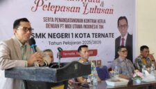 Sambutan Kepala SMK Negeri 1 Ternate, Zainal M. Zen dalam acara purnawiyata siswa kelas XII Tahun Pelajaran 2025/2026. || dok : Kasedata
