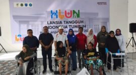 Wakil Gubernur Maluku Utara, H. Sarbin Sehe, didampingi Sekda Samsuddin A. Kadir dan Ketua TP PKK Provinsi Maluku Utara, Rusni Sarbin, menghadiri puncak peringatan Hari Lanjut Usia Nasional (HLUN) 2026 yang berlangsung di Balai Sentra Wasana Bahagia Kementerian Sosial RI. || dok : Humas/Adpim Malut