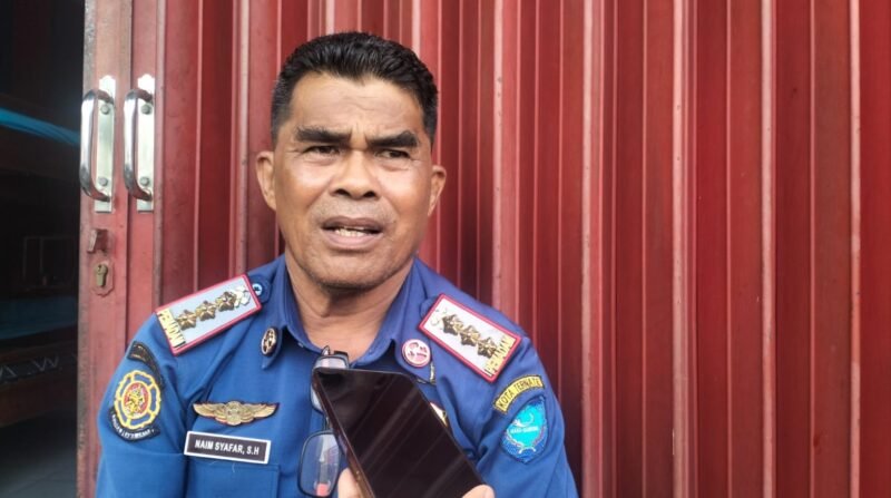 Pelaksana Tugas Kepala Damkar Kota Ternate, Naim Syafar [Foto : sukarsi/kasedata]