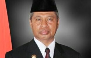 Almarhum mantan Wali Kota Ternate, Burhan Abdurahman [Foto : istimewa]