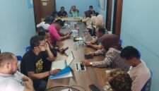 KONI Kota Ternate saat menggelar rapat evaluasi sekaligus pemantapan jelang keberangkatan kontingen PORPROV 2026 [dok : kasedata]