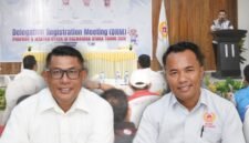 Sekretaris Umum KONI Ternate Ismunandar Fabanyo dan Ketua Harian Zulkifli Zam Zam, saat mengekuti CDM2- DRM di Halmahera Utara [dok : kasedata]