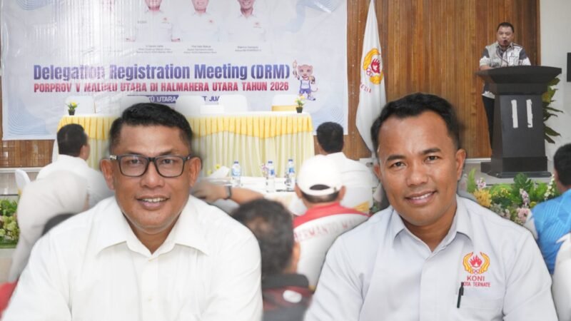 Sekretaris Umum KONI Ternate Ismunandar Fabanyo dan Ketua Harian Zulkifli Zam Zam, saat mengekuti CDM2- DRM di Halmahera Utara [dok : kasedata]