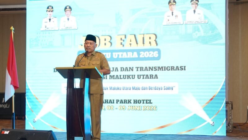 Wakil Gubernur Maluku Utara, H. Sarbin Sehe membuka Job Fair Inklusif 2026 di Ballroom Marahai Park Hotel, Tobelo. || dok : Humas/Adpim Malut