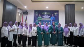 Hj Asma Ismail usai ditetapkan sebagai Ketua DPW Perempuan Bangsa, organisasi sayap Partai Kebangkitan Bangsa. || dok : Sukarsi/Kasedata