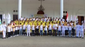 Kontingen Kepulauan Sula yang akan berlaga pada PORPROV V Malut [Foto : karno/kasedata]