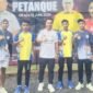 Atlet - atlet petanque saat berpose bersama ketua umum FOPI Kota Ternate [dok : kasedata]