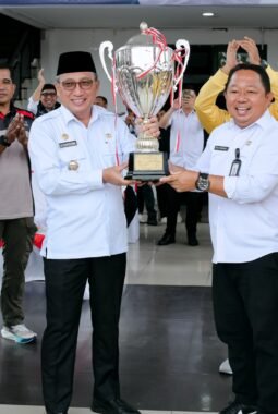 Wali Kota Ternate Terima Kontingen Juara Umum PORPROV, Bonus Atlet Disiapkan