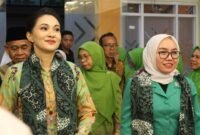 Gubernur Maluku Utara bersama Wakil Menteri Koperasi RI tiba dilokasi acara pelantikan. || dok : Humas/Adpim Malut