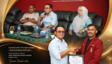 Kepala Dinas Pendidikan dan Kebudayaan Provinsi Maluku Utara saat menjadi narasumber Seminar yang dilaksanakan pengurus DPD IMM Maluku Utara. || dok : Kasedata