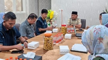 Audiensi Wakil Gubernur Maluku Utara, H. Sarbin Sehe bersama pihak PT Pupuk Indonesia di Kediaman Crysant Ternate. || dok : Kasedata