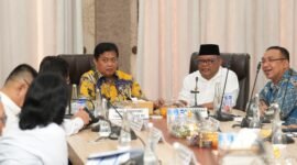 Rapat koordinasi program pembangunan kawasan transmigrasi yang dihadiri Wakil Menteri Transmigrasi RI, Viva Yoga Mauladi. || dok : Kasedata
