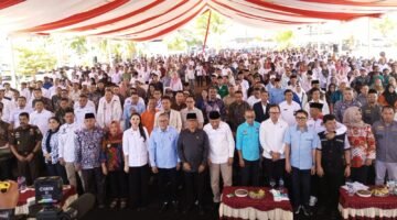Foto bersama kegiatan seminar nasional yang berlangsung di Pelabuhan Perikanan Nusantara Kota Ternate [sukarsi/kasedata]