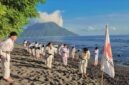 GABDIKA Malut saat menggelar Gashuku dan Ujian Kenaikan Sabuk Perdana yang berlangsung di Pantai Tobololo Kota Ternate