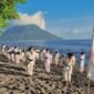 GABDIKA Malut saat menggelar Gashuku dan Ujian Kenaikan Sabuk Perdana yang berlangsung di Pantai Tobololo Kota Ternate