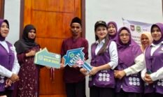 Gubernur Sherly Serahkan Kunci Rumah Layak Huni untuk Warga Tubo