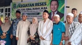 Ketua DPRD Kota Ternate, Iqbal Ruray, usai menggelar Reses di Kelurahan Toboleu. || Foto : Kasedata.id