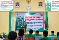 Ketua PW GP Ansor Maluku Utara, Syarif Abdullah membuka Konfercab ke-V GP Ansor Kota Ternate di Aula MTs Dufa-Dufa, Kota Ternate. || Foto : Kasedata.id