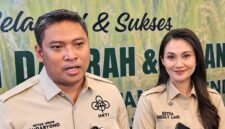 Kepala BGN Sudaryono didampingi Gubernur Maluku Utara Sherly Tjoanda, memberikan keterangan pers kepada awak media. || Foto : Kasedata.id